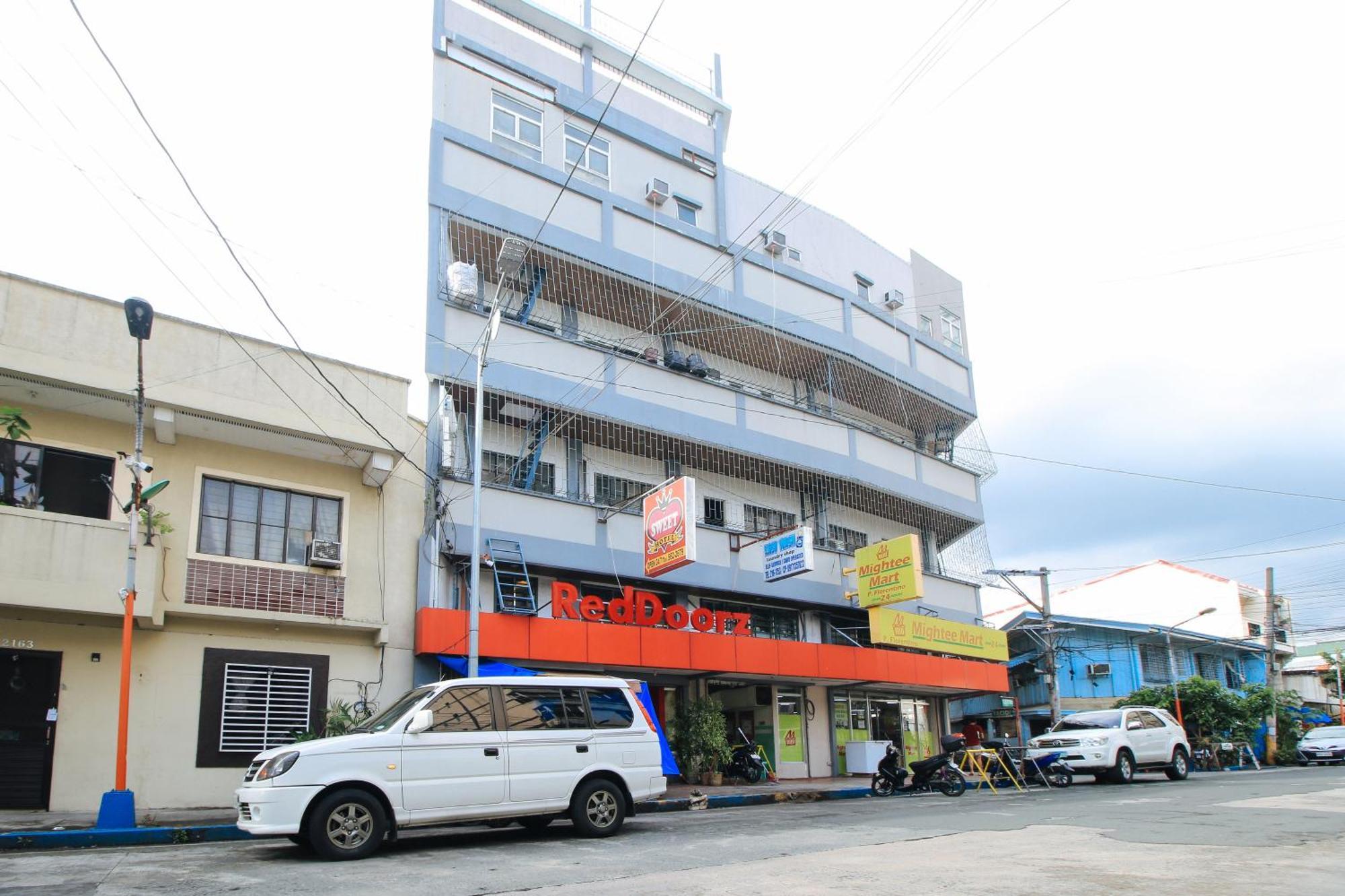 Reddoorz @ P Florentino Street Sampaloc Manila Exteriér fotografie